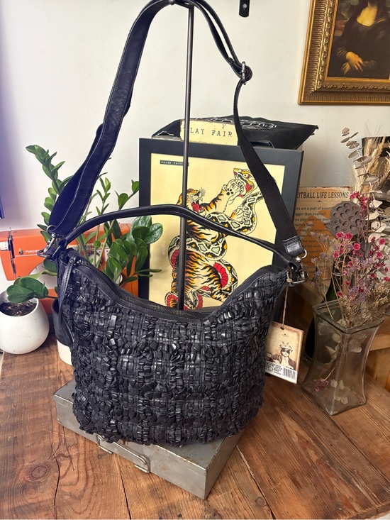 Aunts & Uncles Handbags - Esme | Nightshadow - Aunts & Uncles - Black Shoulder Bag